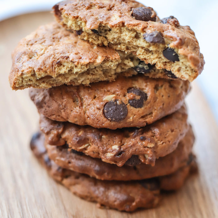 Chocolate Chip Oat Cookies